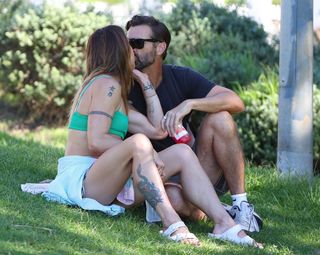 Melanie C feet photo 3