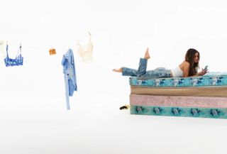 Maren Morris feet photo thumbnail