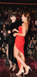 Hadise feet photo thumbnail