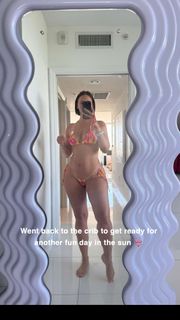 Julieanna Marie Goddard feet photo thumbnail
