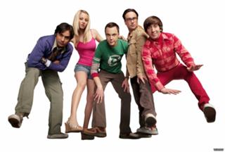 Kaley Cuoco feet photo thumbnail