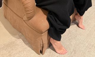 Kourtney Kardashian feet photo 4