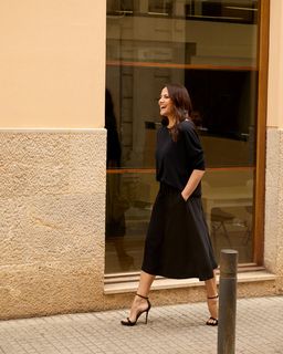 Bettina Zimmermann feet photo thumbnail