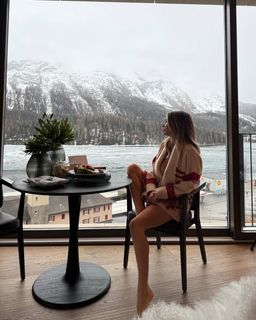 Diletta Leotta feet photo thumbnail