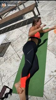 Lele Pons feet photo thumbnail