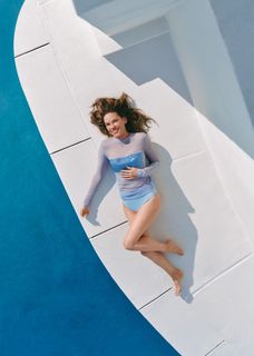 Hilary Swank feet photo 1