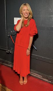 Cat Deeley feet photo thumbnail