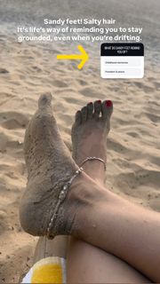 Poonam Yadav feet photo thumbnail