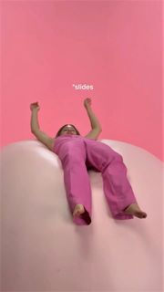Sydney Sweeney feet photo thumbnail