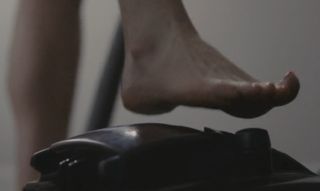 Elisabeth Moss feet photo 3