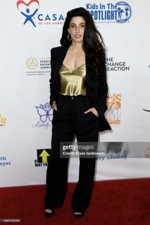 Tania Raymonde feet photo 1