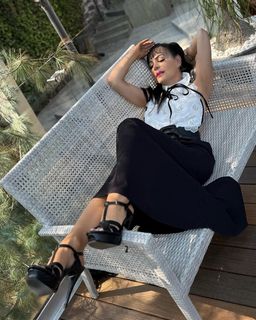 Maribel Guardia feet photo thumbnail