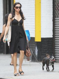 Famke Janssen feet photo thumbnail