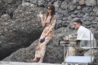 Kendall Jenner feet photo thumbnail