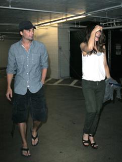 Kate Beckinsale feet photo thumbnail