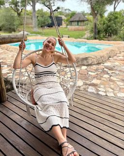 Stefanie Hertel feet photo 2
