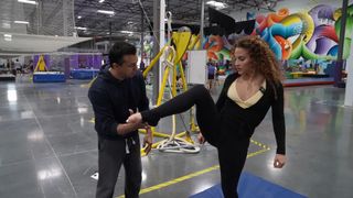 Sofie Dossi feet photo thumbnail