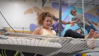 Sofie Dossi feet photo thumbnail