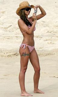 Cheryl feet photo thumbnail