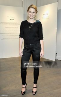 Alexandra Breckenridge feet photo 1