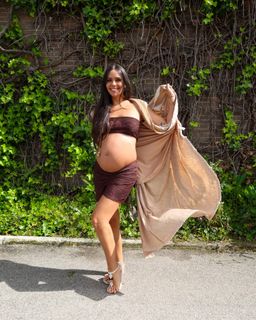 Cristina Pedroche feet photo thumbnail