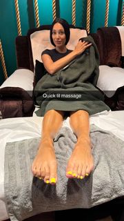 Scarlet Vas feet photo thumbnail