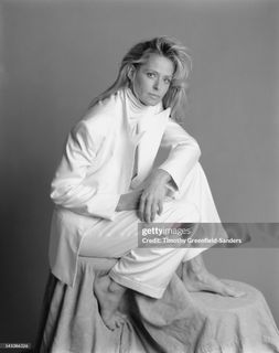 Farrah Fawcett feet photo 3