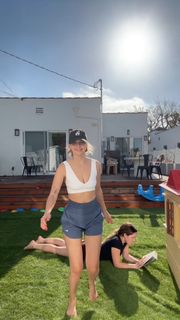 Bobbi Althoff feet photo 4