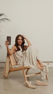 Paula Echevarría feet photo thumbnail