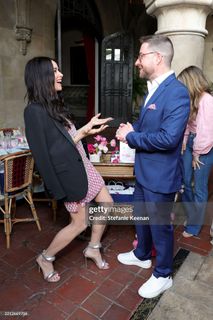 Abigail Spencer feet photo thumbnail