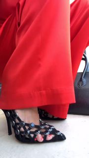 Brooke Burke feet photo thumbnail