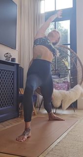 Fearne Cotton feet photo thumbnail