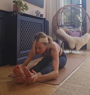 Fearne Cotton feet photo thumbnail
