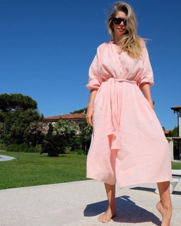 Vera Brezhneva feet photo thumbnail