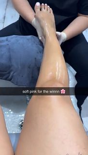 Queen Naija feet photo thumbnail