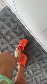 Queen Naija feet photo thumbnail