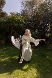 Aurora Aksnes feet photo thumbnail