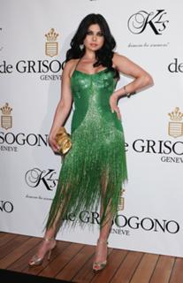 Haifa Wehbe feet photo thumbnail