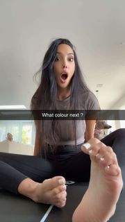 Scarlet Vas feet photo thumbnail