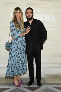 Heidi Klum feet photo thumbnail