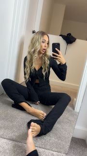 Scarlet Vas feet photo thumbnail