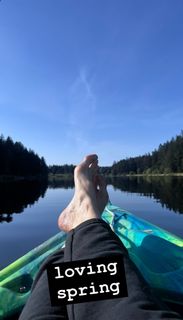 Sarah Wayne Callies feet photo 1