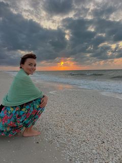Angelique Boyer feet photo 1
