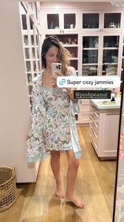 Katharine McPhee feet photo 1