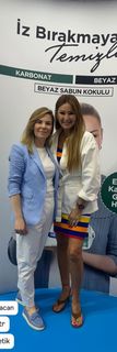 Pinar Altug feet photo thumbnail