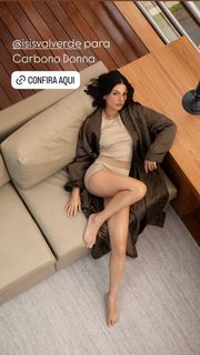 Isis Valverde feet photo thumbnail