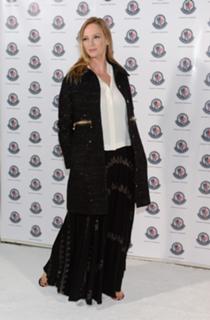 Uma Thurman feet photo thumbnail