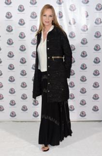 Uma Thurman feet photo thumbnail