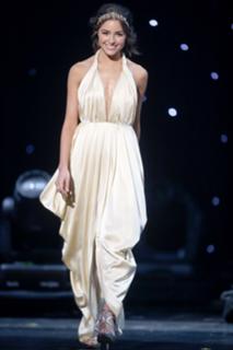Olivia Culpo feet photo thumbnail