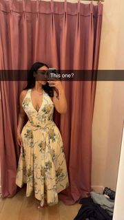 Queen Naija feet photo thumbnail
